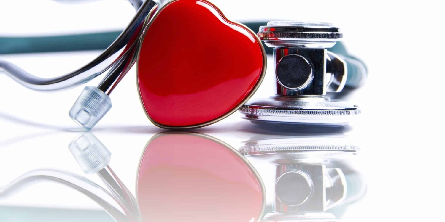 stethoscope-and-a-heart-graphic